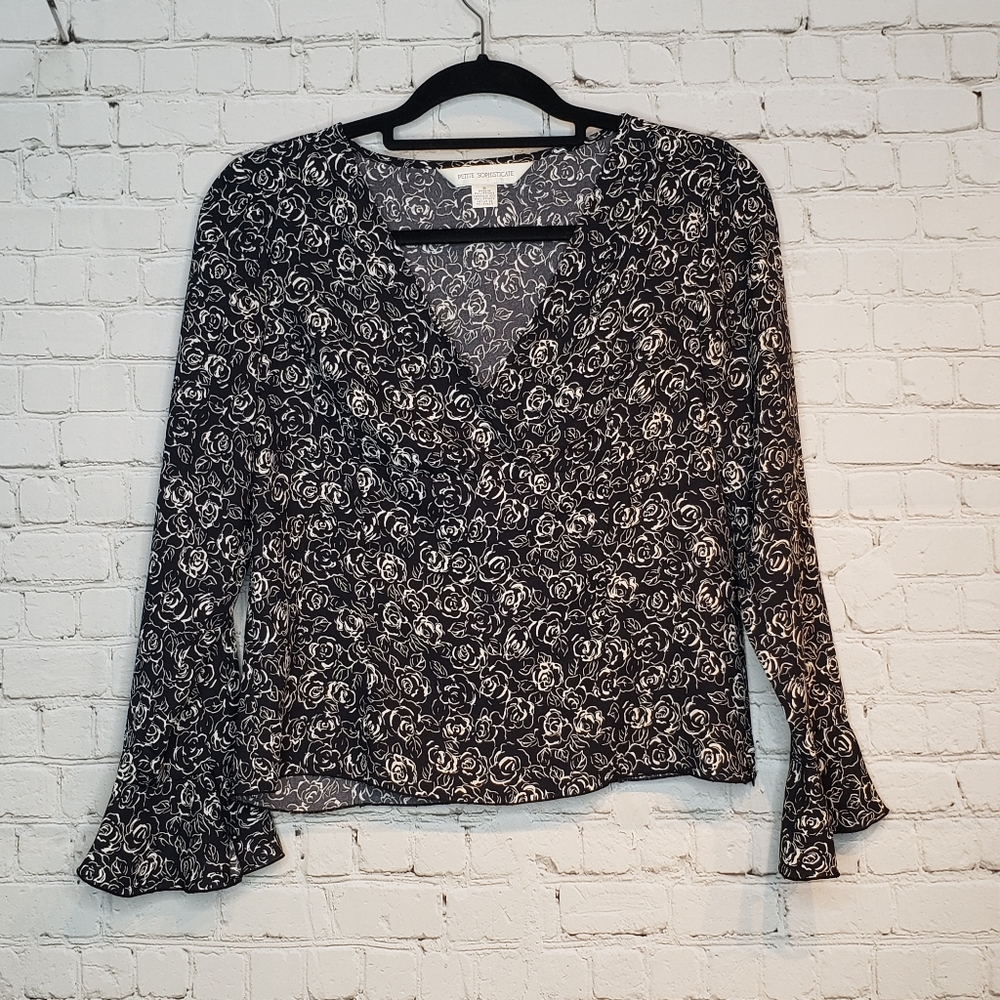 Petite Sophisticates Black/White Blouse M